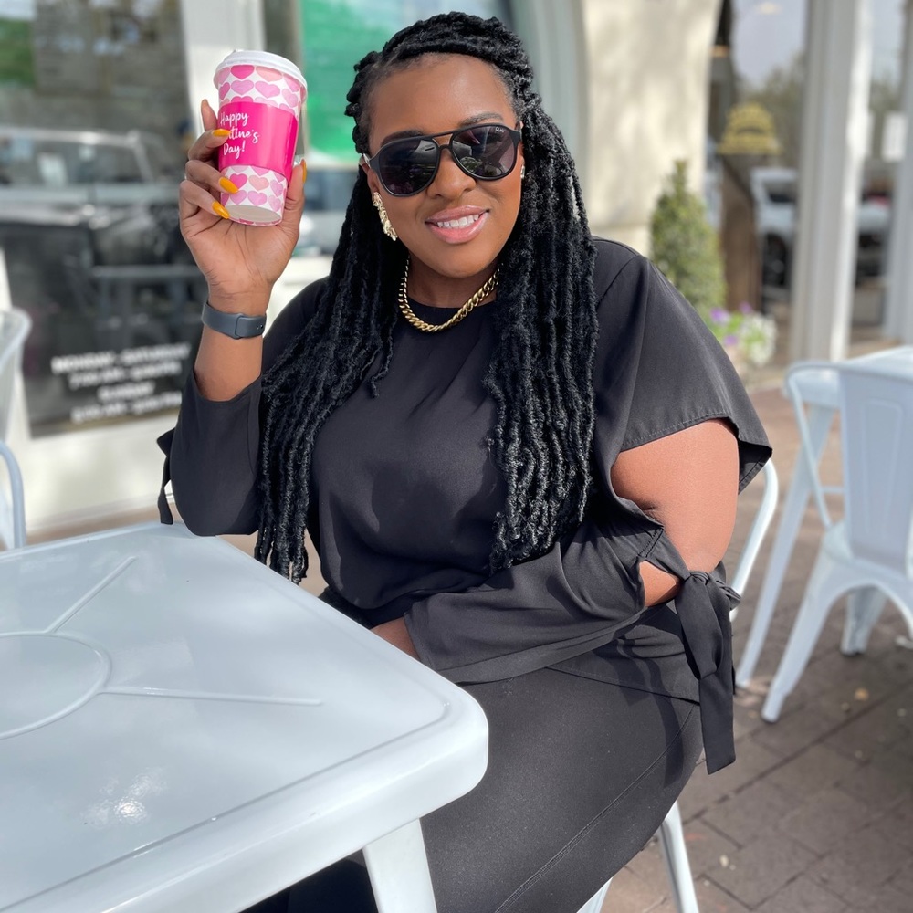 Cut out sleeve top with tie detail